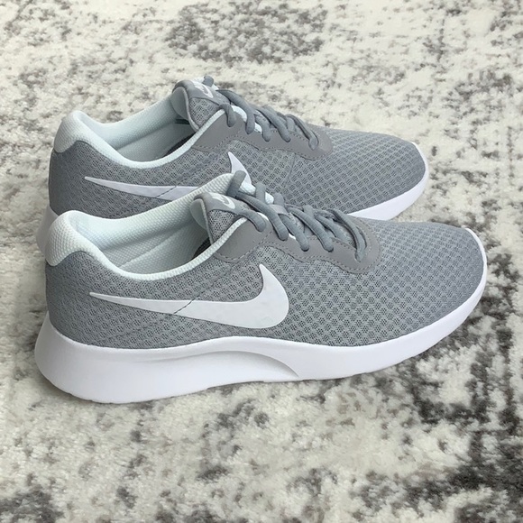 womens tanjun athletics sneakers